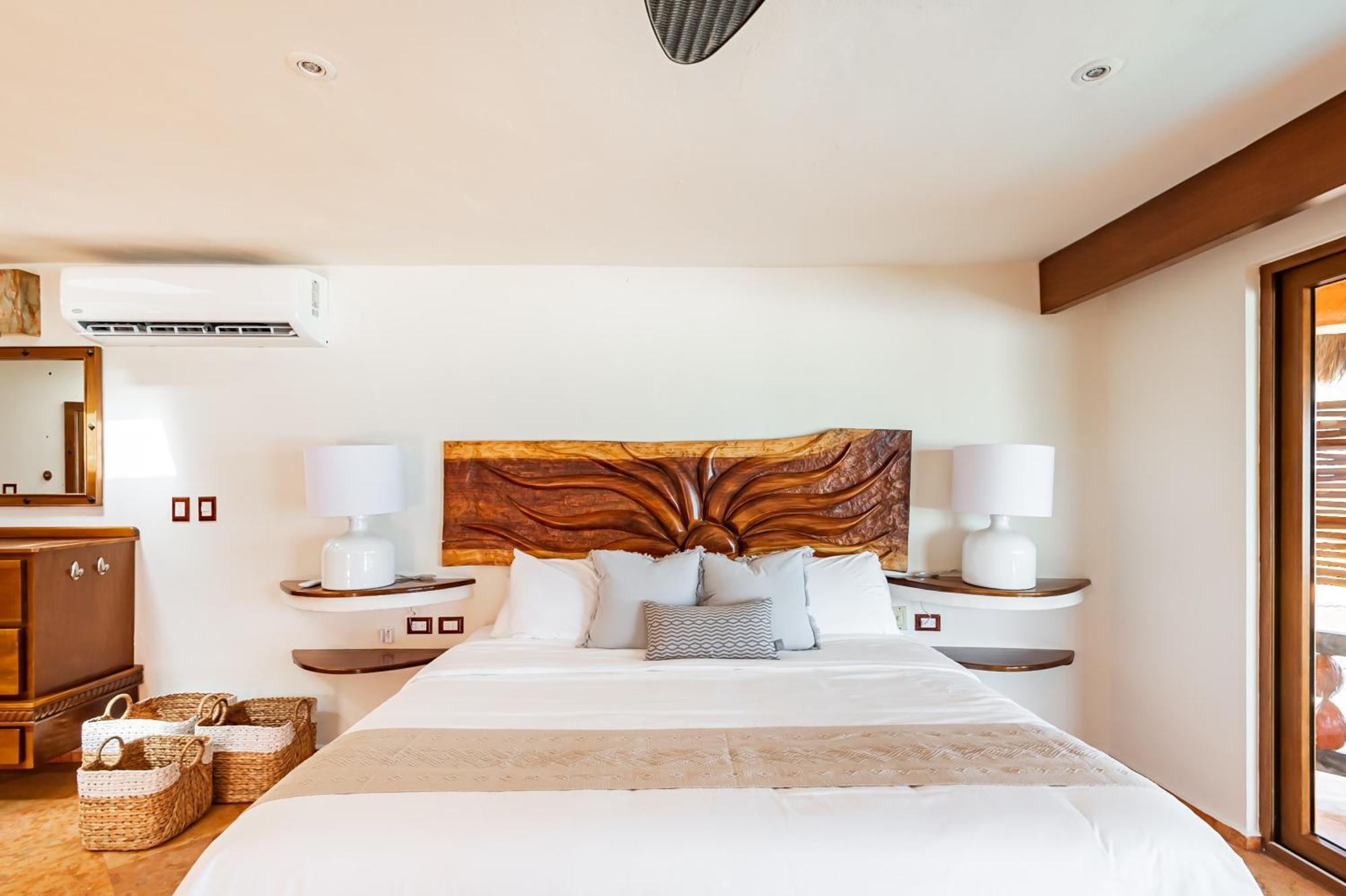 Bella Mar, Oceanfront Escape Pensión *