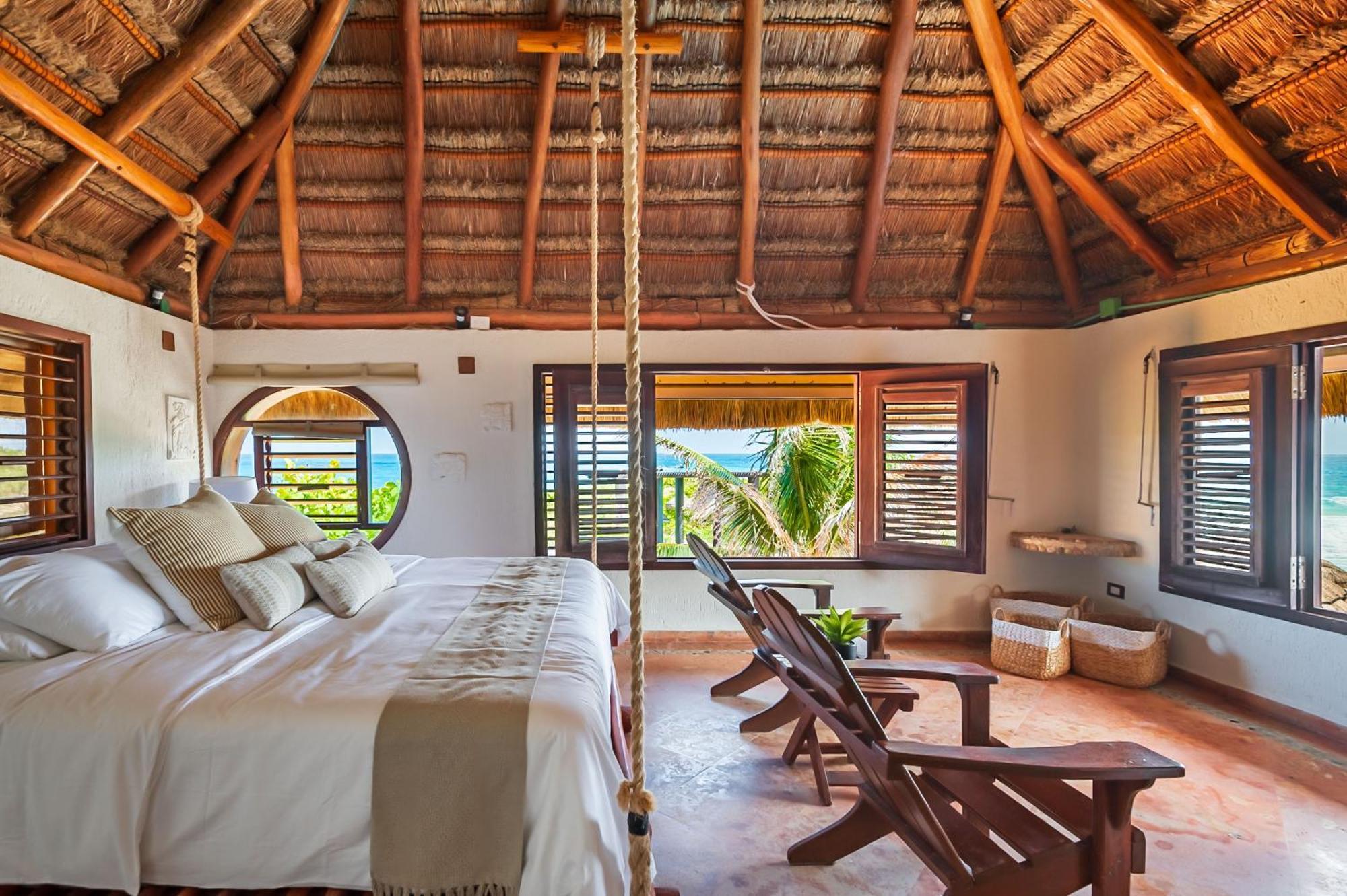 Bella Mar, Oceanfront Escape Pensión *