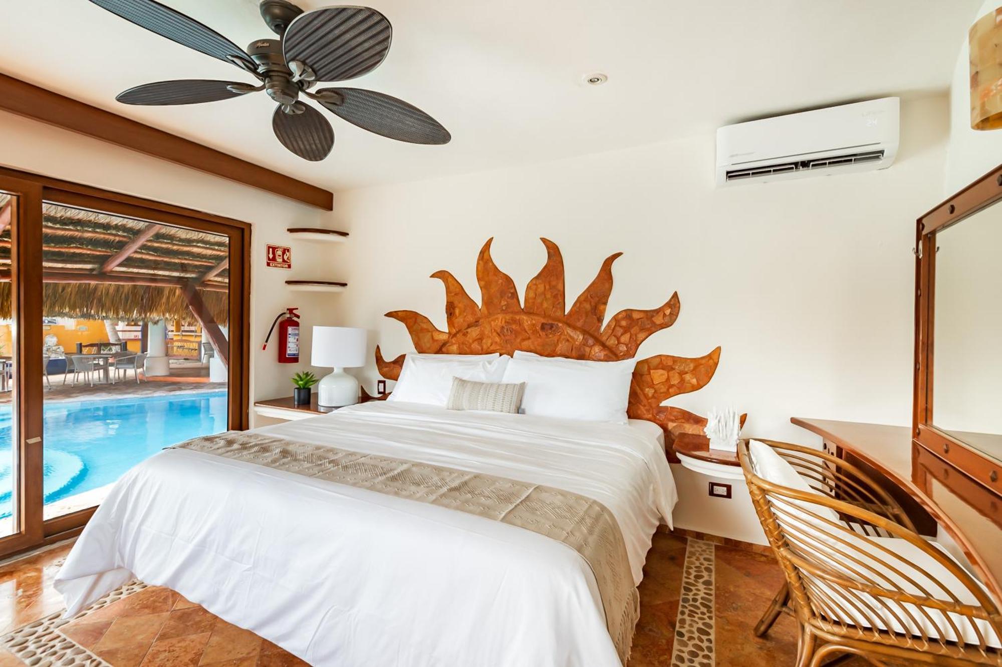 Pensión Bella Mar, Oceanfront Escape *