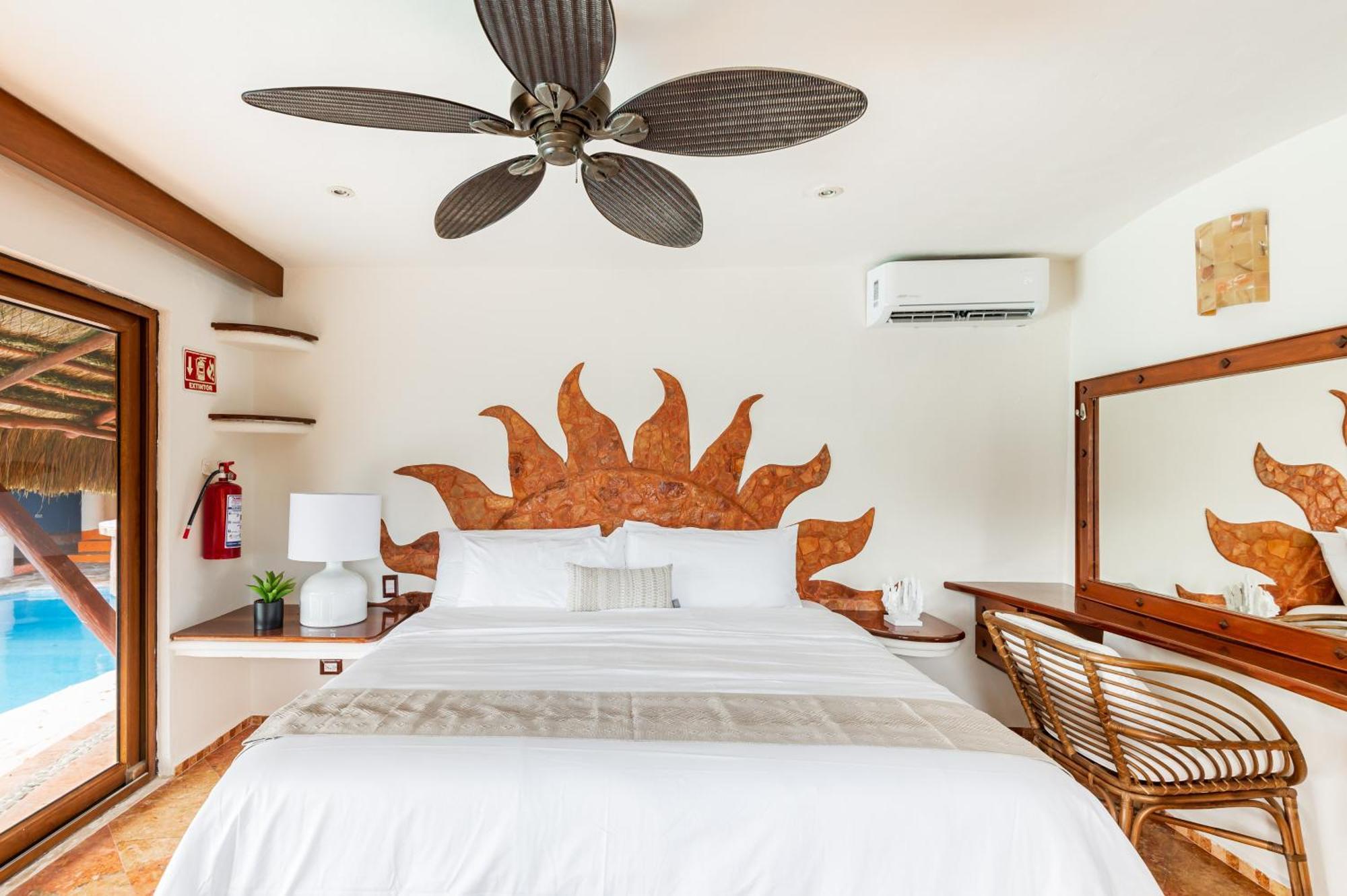 Pensión Bella Mar, Oceanfront Escape *