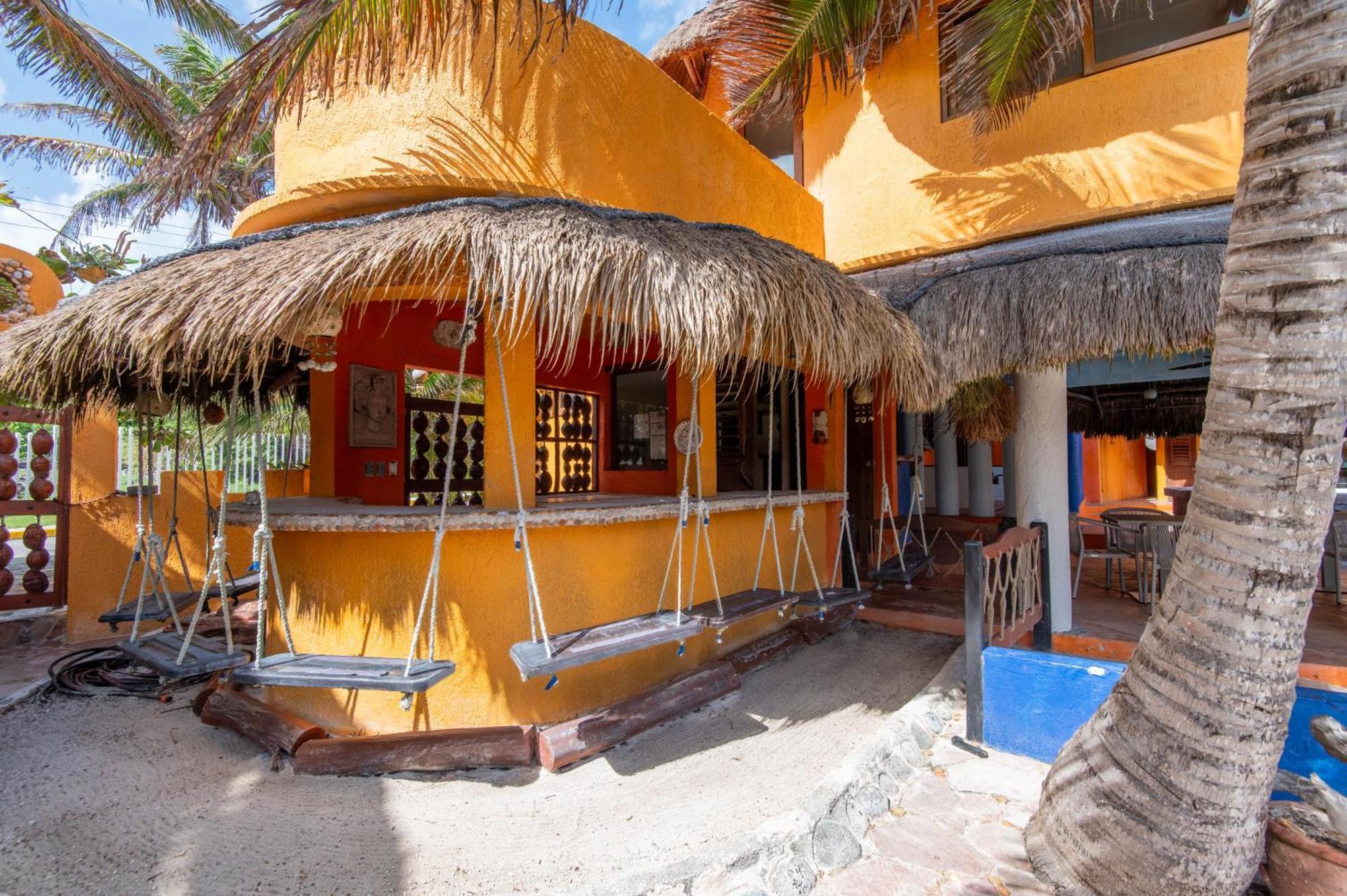 Bella Mar, Oceanfront Escape Pensión Isla Mujeres